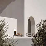 Archon Seaside Retreat 4* Pláka