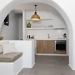 Archon Seaside Retreat Pláka