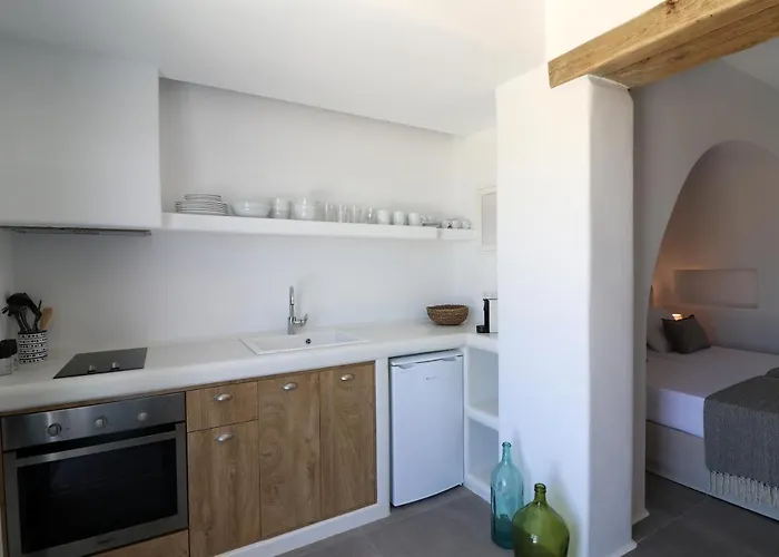 Archon Seaside Retreat Pláka