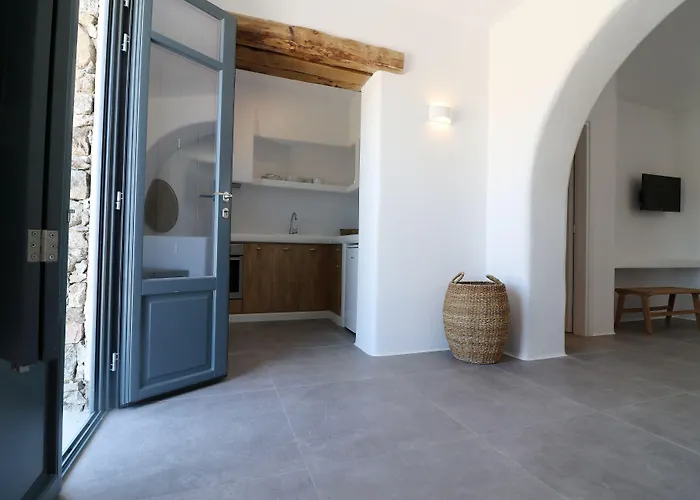 Archon Seaside Retreat Pláka